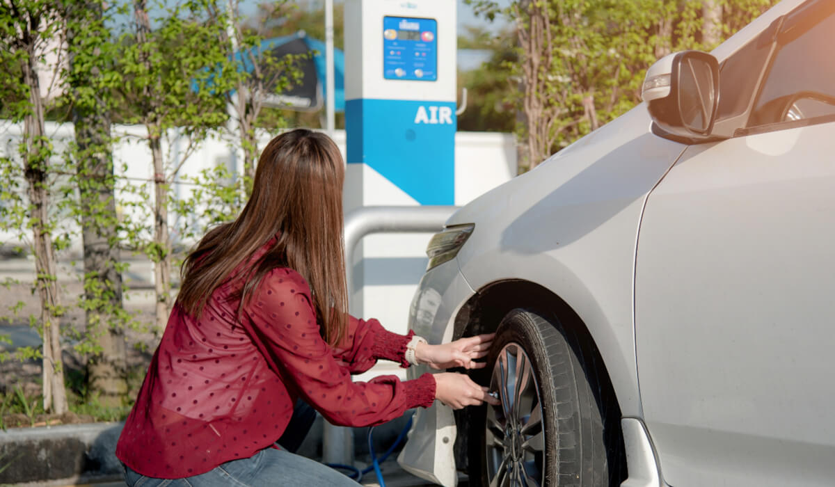 Wyposażenie stacji benzynowej - stacjonarny inflator