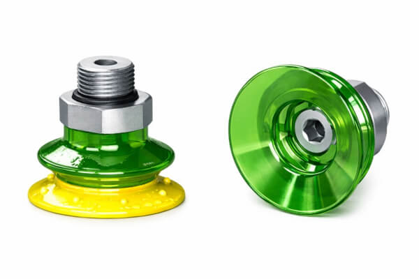 Przenoszenie płyt meblowych przy użyciu przyssawek próżniowych