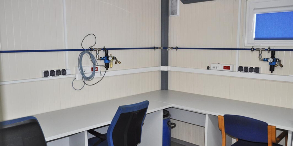 Budowa i funkcje smarownicy pneumatycznej