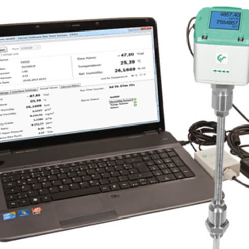Mobilny rejestrator danych CS Instruments zbierający parametry przepływu i ciśnienia do audytu