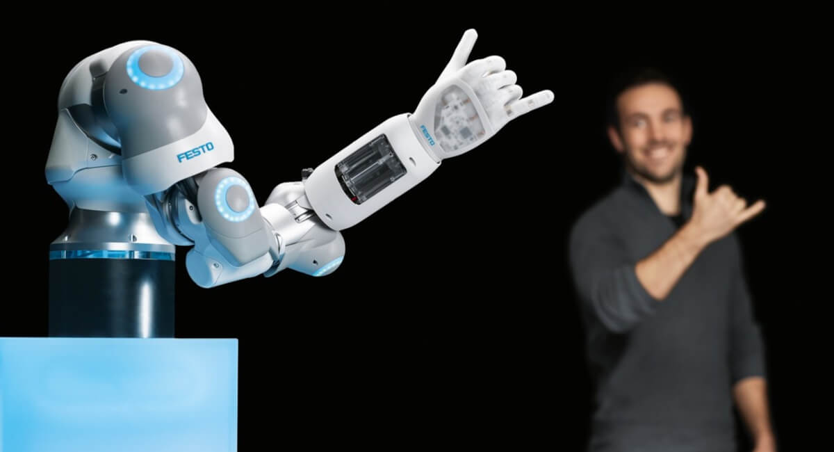 Wizualizacja połączenia fizycznego obiektu z jego wirtualnym modelem