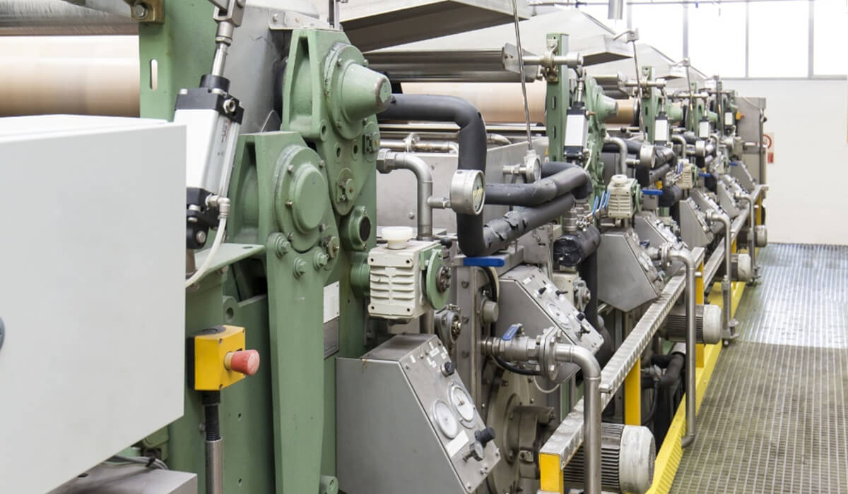 Dobór siłownika pneumatycznego do aplikacji Różne typy siłowników pneumatycznych (ISO 15552, ISO 6432, kompaktowe)