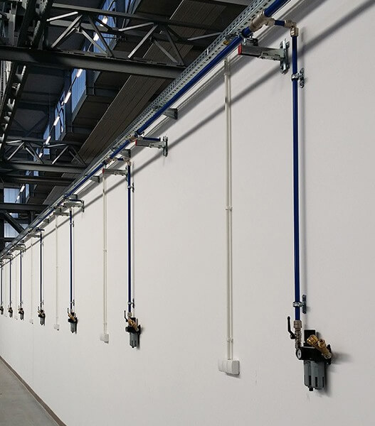 Kropelki oleju przylegające do powierzchni