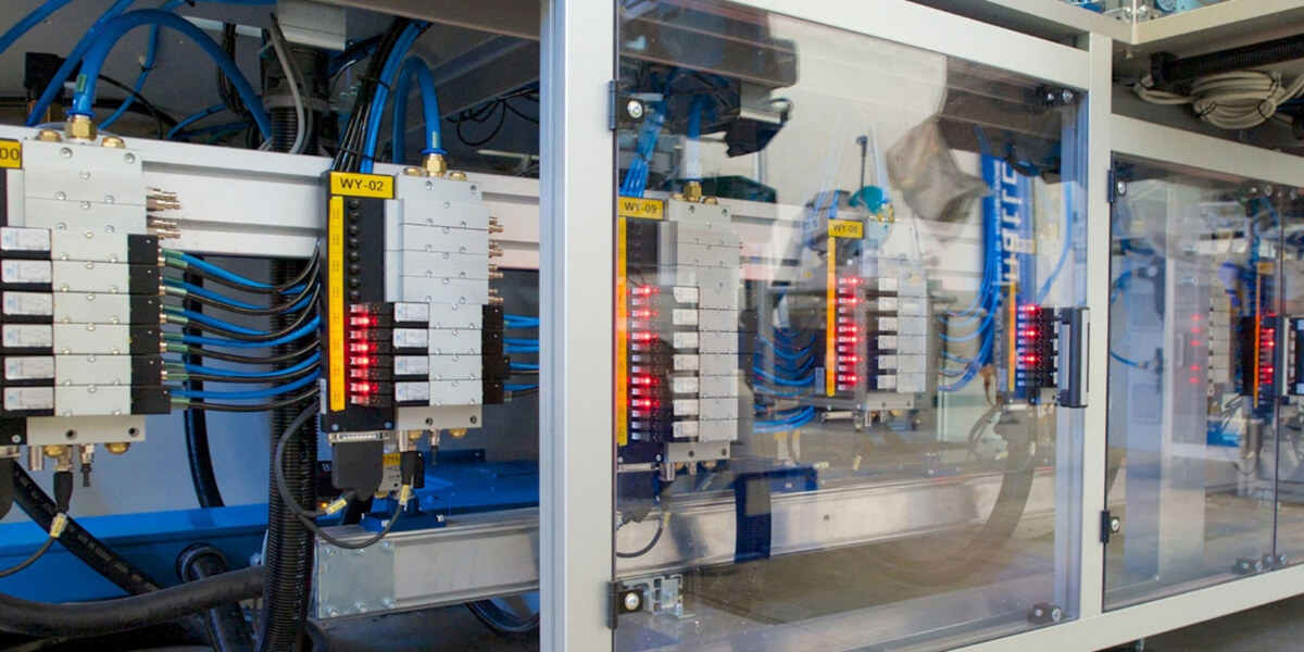 Modułowy system pneumatyczny z możliwością łatwego dodawania komponentów