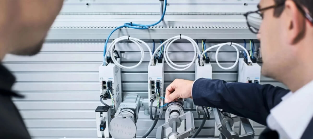 Wysokiej jakości komponenty pneumatyczne marki FESTO