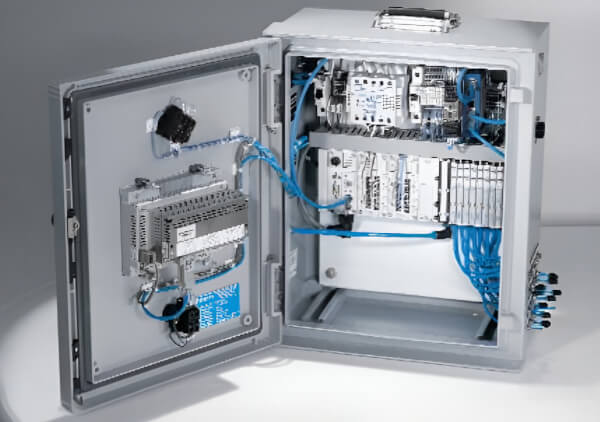 Generatory podciśnienia Festo OVEM i VADMI z inteligentnym monitorowaniem, oszczędzające sprężone powietrze