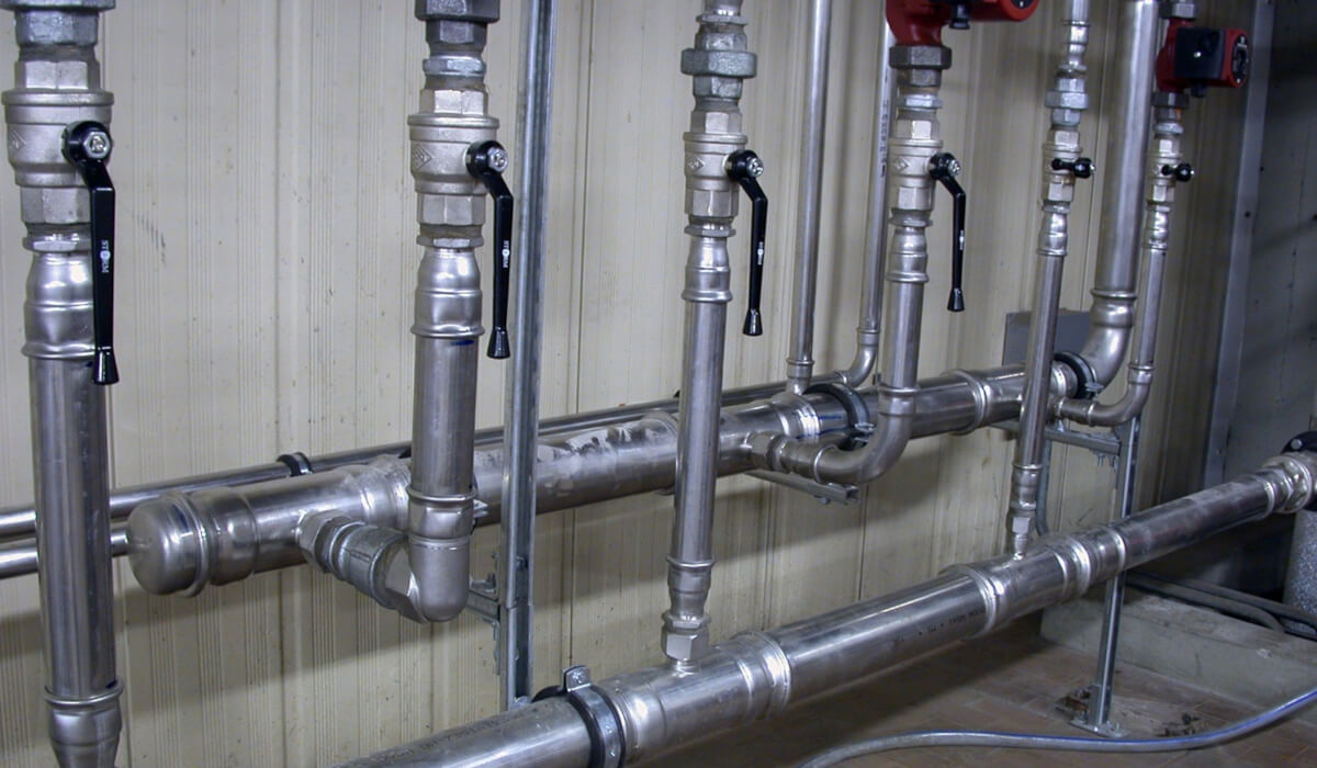 Instalacja HVAC z rurami Effebi Press