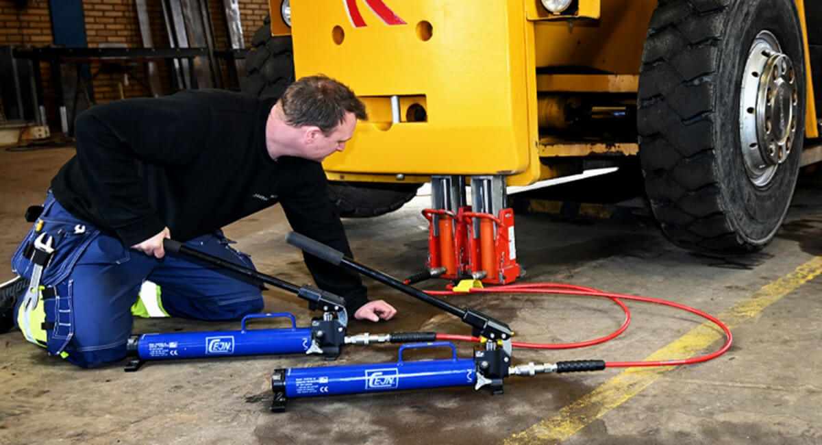 Napędy do maszyn i urządzeń hydraulicznych w rolnictwie