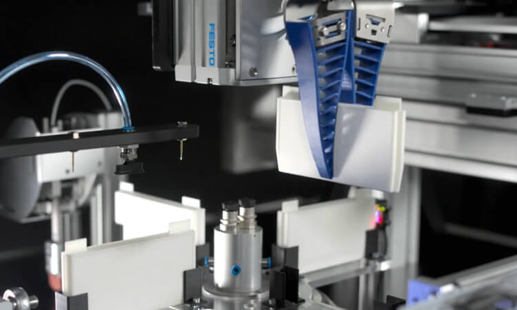 Mały, kompaktowy zawór logiczny