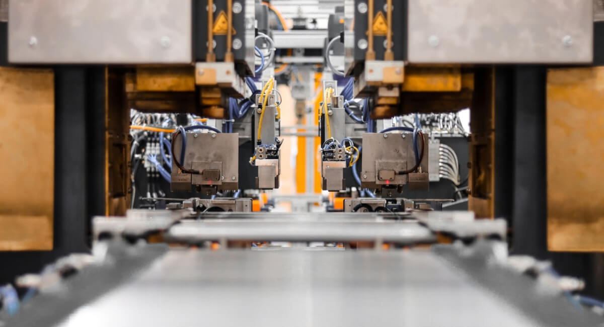 Korzyści z Wdrożenia Przemysłu 5.0 - Wydajność, Bezpieczeństwo, Odporność