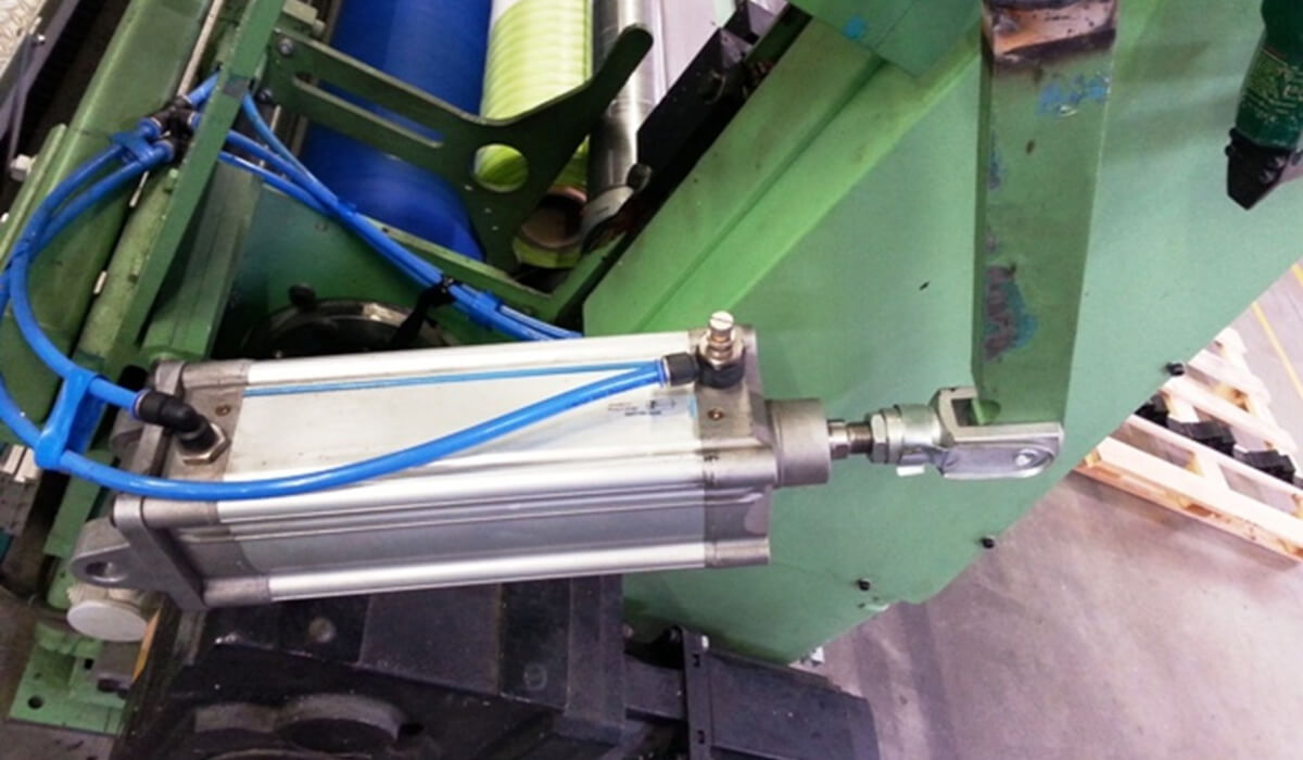 Magazyn Pneumat System z komponentami pneumatycznymi