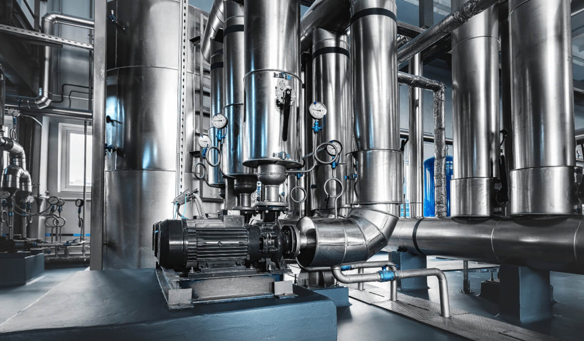 Manometr tarczowy monitorujący ciśnienie w układzie blokad pneumatycznych