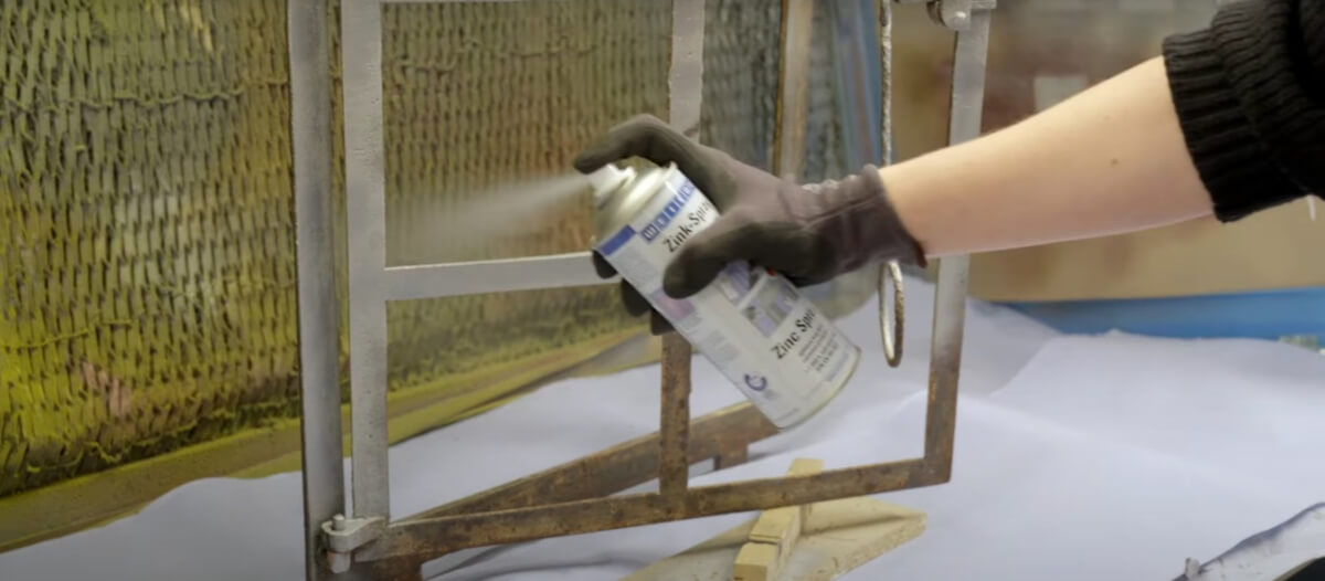 Precyzyjne nakładanie Zinc Spray na newralgiczne miejsca