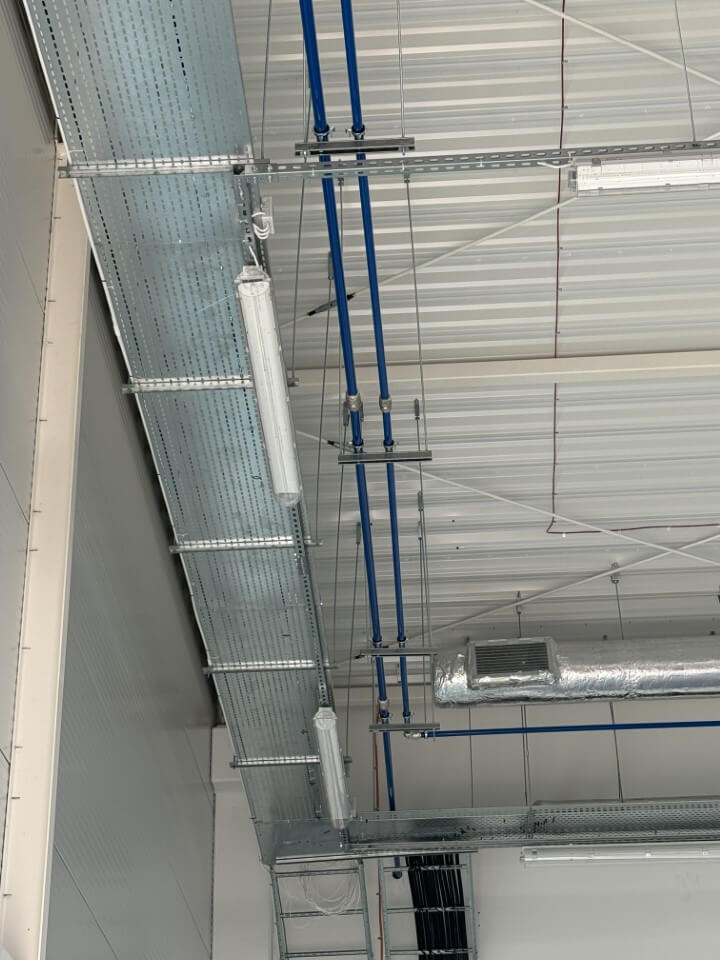 Zrealizowana instalacja sprężonego powietrza w serwisie