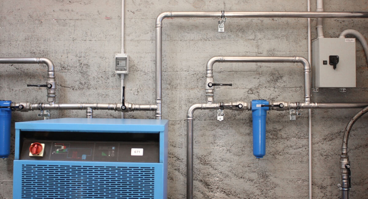 Przekrój rur do wody w obiekcie przemysłowym - DN32-40