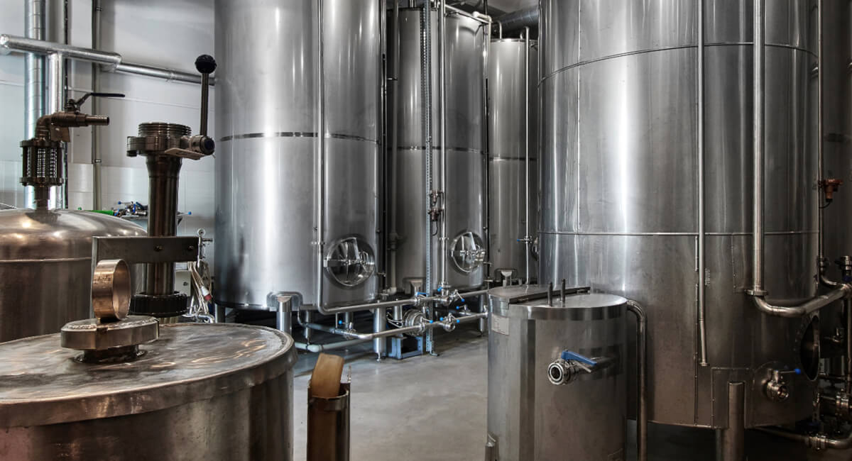 Transport i zasypywanie surowców (zboża, słodu) do silosów