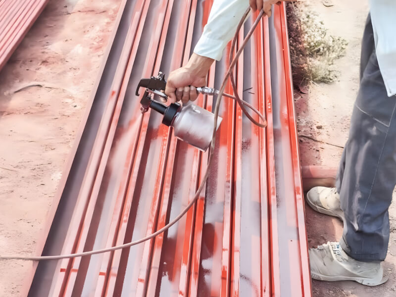 Malowanie pistoletem blachy metalowe