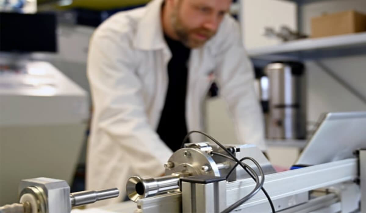 Rola Pneumat System w projektowaniu chłodzenia cieczą Wsparcie inżynieryjne Pneumat System w doborze armatury, złączy i przewodów do data center