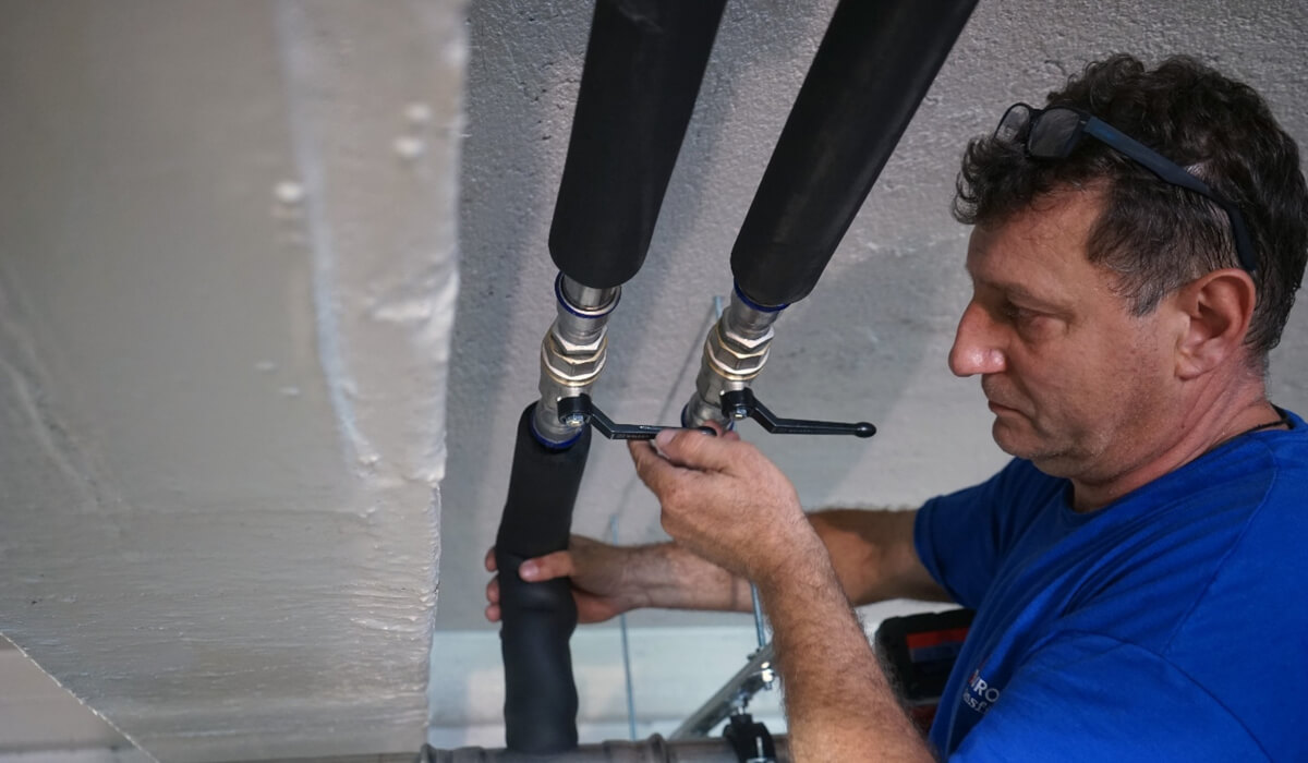 Systemy zaprasowywane (press-fit): nowoczesna alternatywa dla spawania (Effebi-Press)