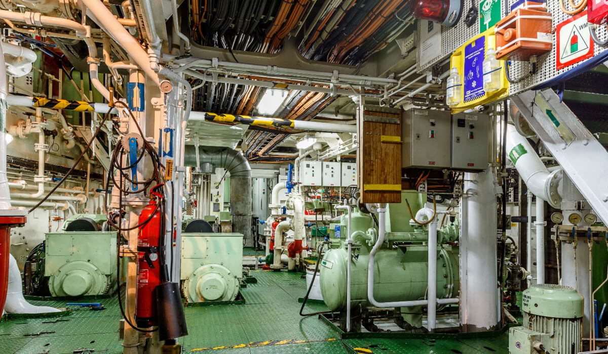 Szybkozłącza przemysłowe do zastosowań morskich Wytrzymałe złącza pneumatyczne umożliwiające szybkie podłączenie narzędzi na pokładzie statku