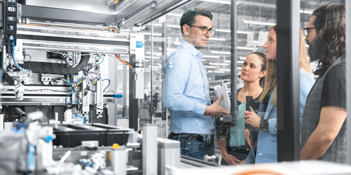 Zdjęcie tablicy CAM (krzywkowej) z rolkami aktywującymi zawory