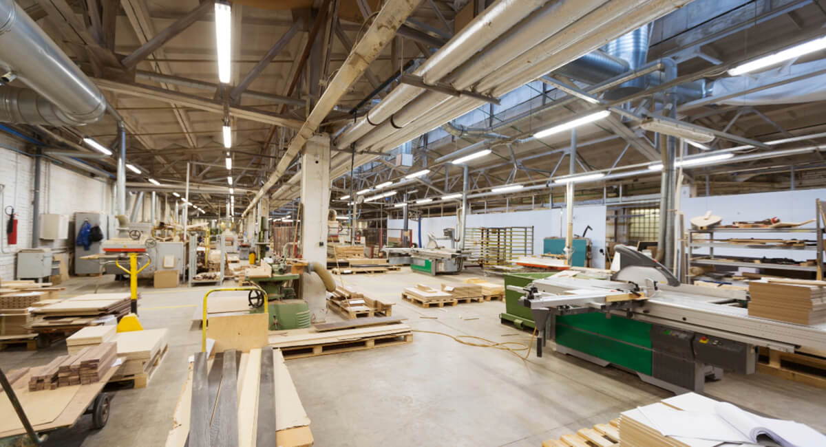 Transport płyt meblowych za pomocą ssawek