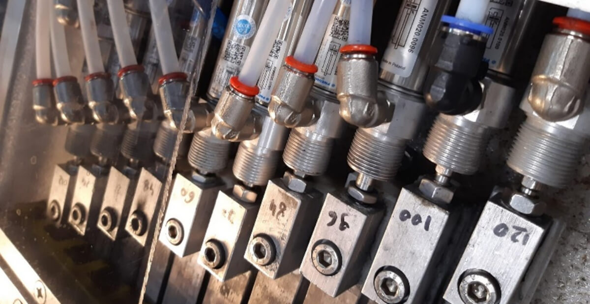 Siłownik do linii pakujących