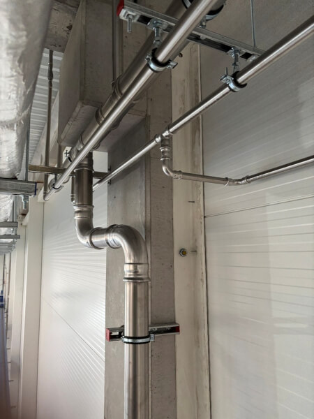 Effebi Press	Proces montażu instalacji gazów technologicznych w systemie zaprasowywanym ze stali nierdzewnej