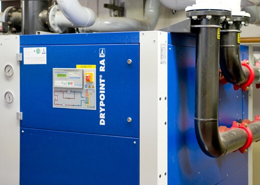 Zaopatrzenie blacharni - osuszacz powietrza Osuszacz chłodniczy sprężonego powietrza zapobiegający korozji narzędzi i defektom lakierniczym