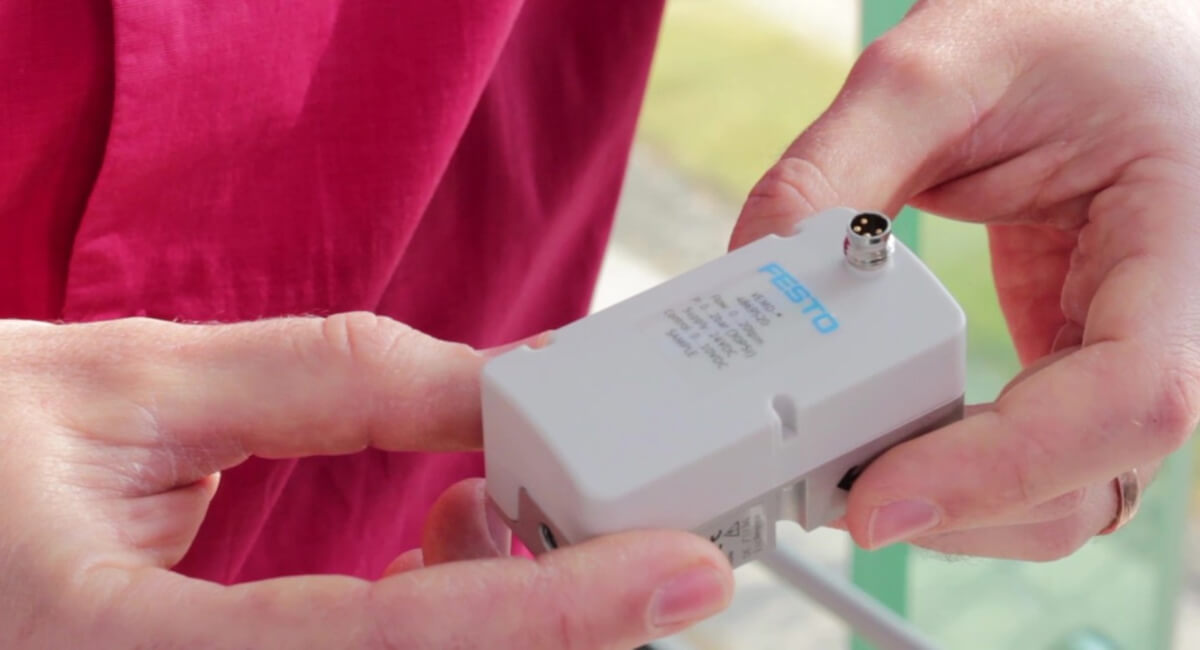 Proporcjonalna kontrola przepływu gazów w laboratoriach