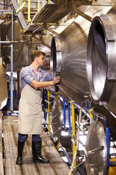 Higieniczna armatura przemysłowa odporna na mycie w systemach CIP (Clean-in-Place)