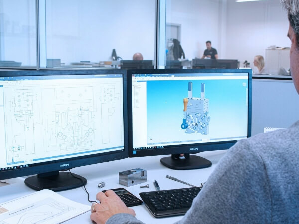 Sklep internetowy Pneumat umożliwiający szybkie zamówienia komponentów Univer i dobór zamienników online