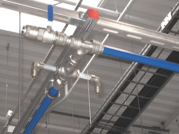 Instalacja o długości 900m zrealizowana przez Pneumat w Faurecia Wałbrzych